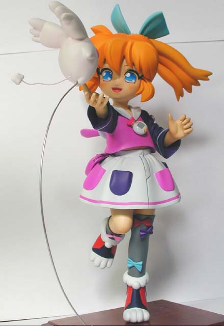 �����E����