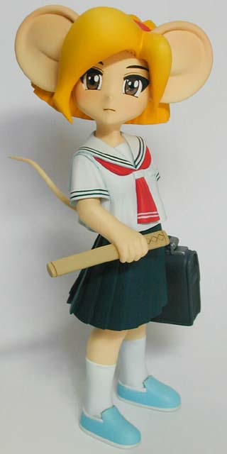 �����E����