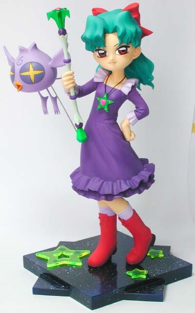 �����E����