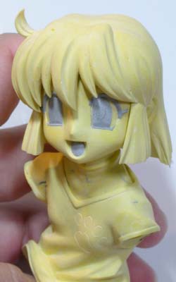 �������g