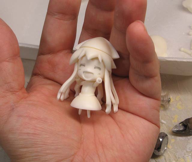 �������g